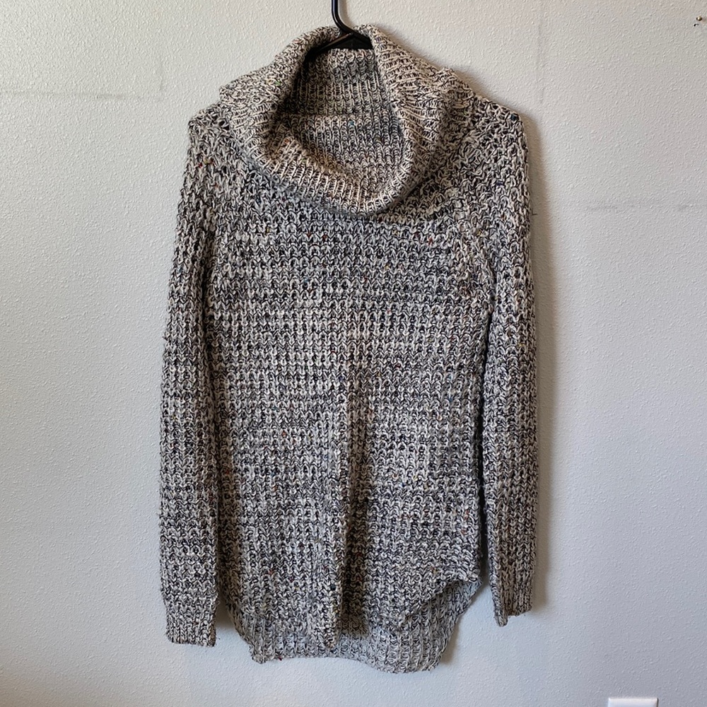 Black and white turtle neck speckled sweater - size medium